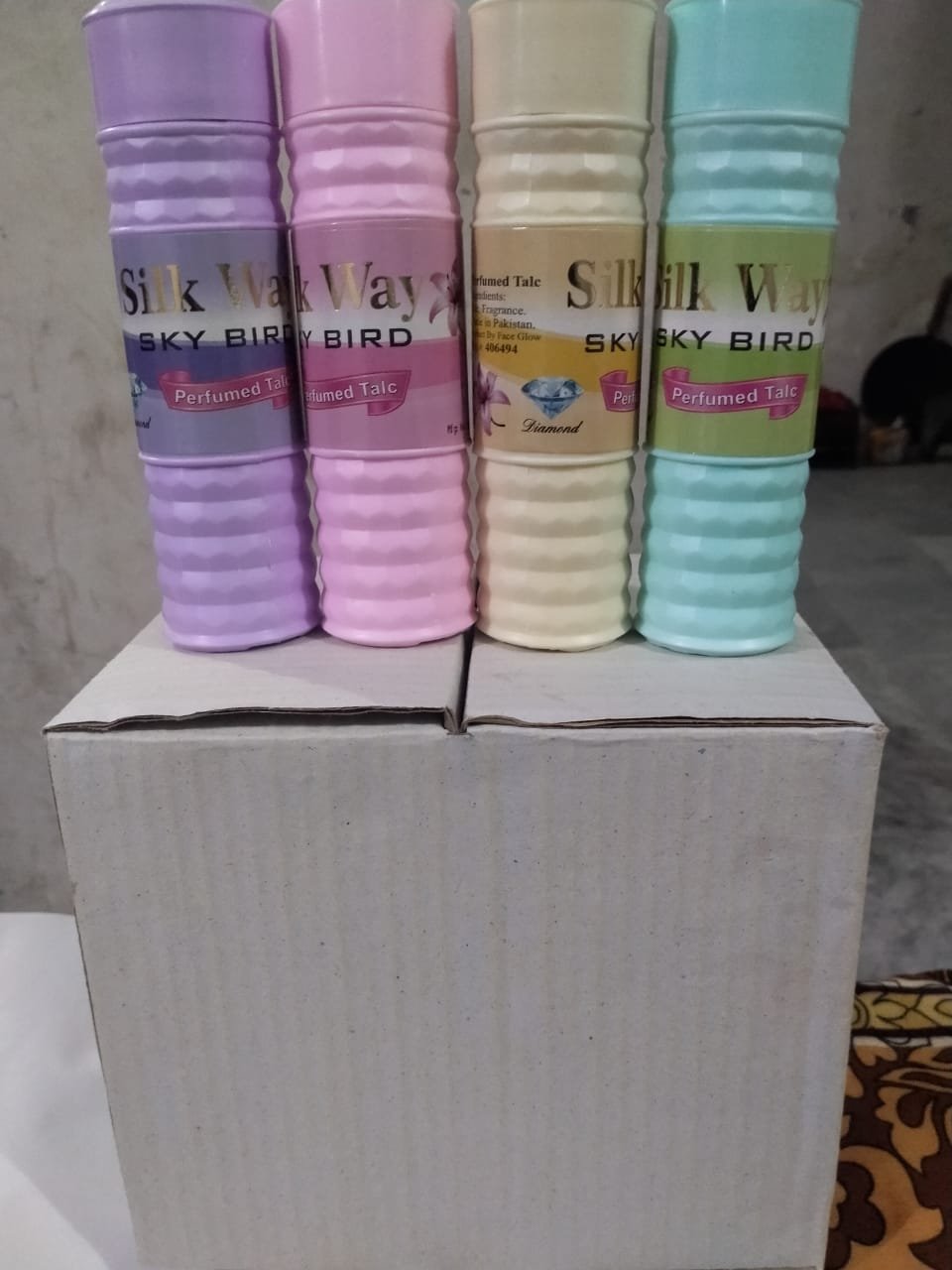 Silk way perfumed talc